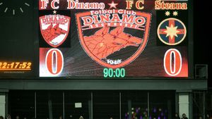 A început "Marele Derby" | Andone: "Niciodată nu o să se întâmple la Dinamo ce vedeți la Steaua!"