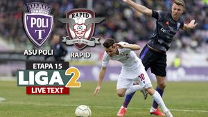 Rapid câștigă fără probleme derby-ul frățesc cu ASU Poli, cu goluri marcate de fundașii centrali. Arbitrul nu l-a eliminat pe Raul Costin în primele minute și n-a dat un penalty pentru timișoreni