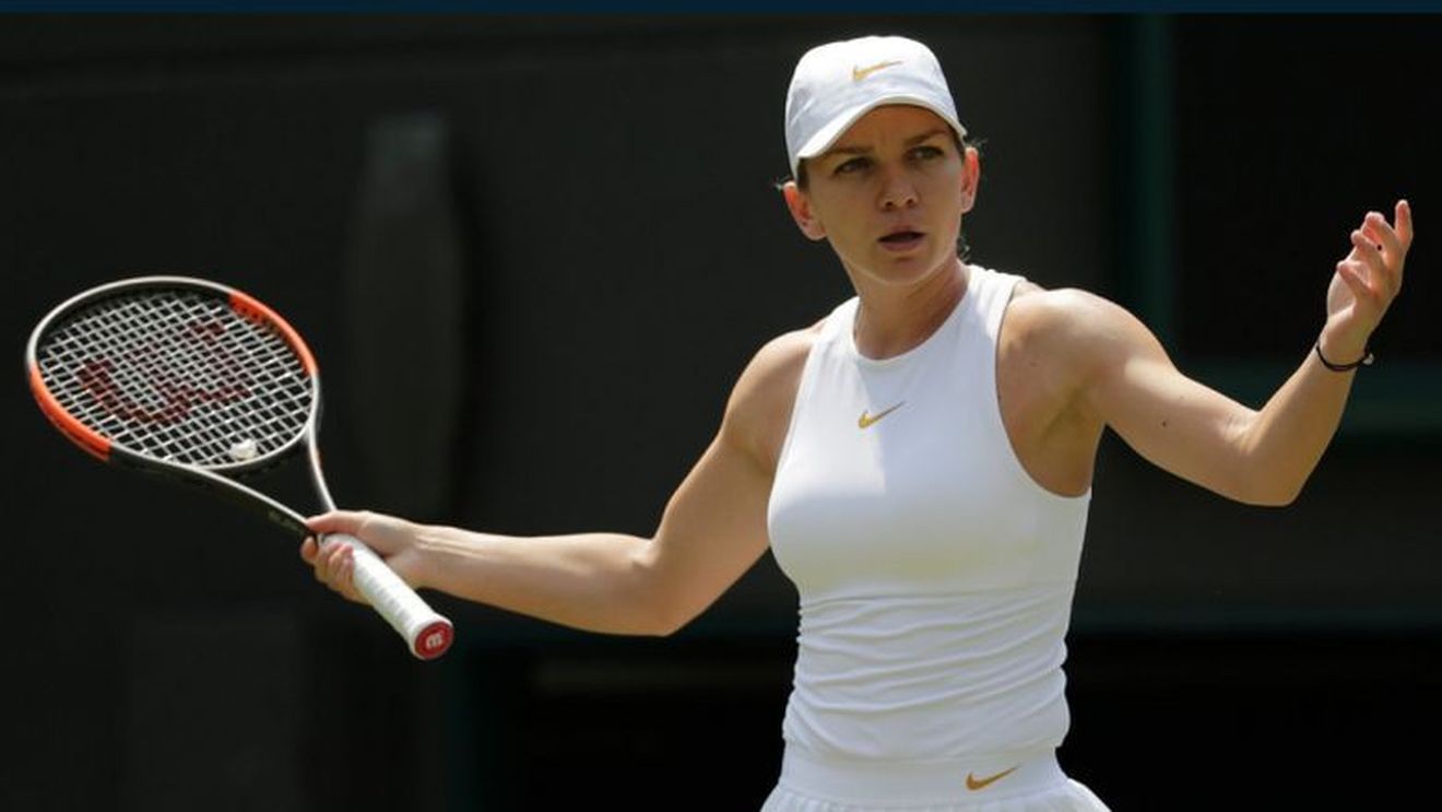 Simona Halep a ajuns la turneul de la București. FOTO | A încercat să se ascundă de fani, dar tot a fost recunoscută