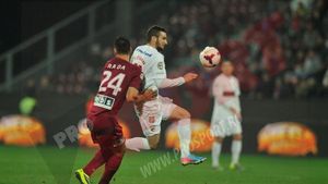 Dinamoviștii acuză arbitrajul de la Cluj: "Adversarele încep să folosească toate metodele contra noastră"