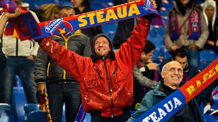 Se repetă "episodul Ajax"! Speriați de vremea rece, fanii Stelei își vând biletele pentru meciul cu Schalke la prețuri și de trei ori mai mici