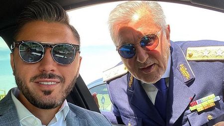 Ilie Năstase a primit o surpriză incredibilă de la nașul Ciprian Marica, însă bucuria i-a fost stricată: „Mi-a făcut o statuie, dar mă simt de parcă intru la pușcărie!"