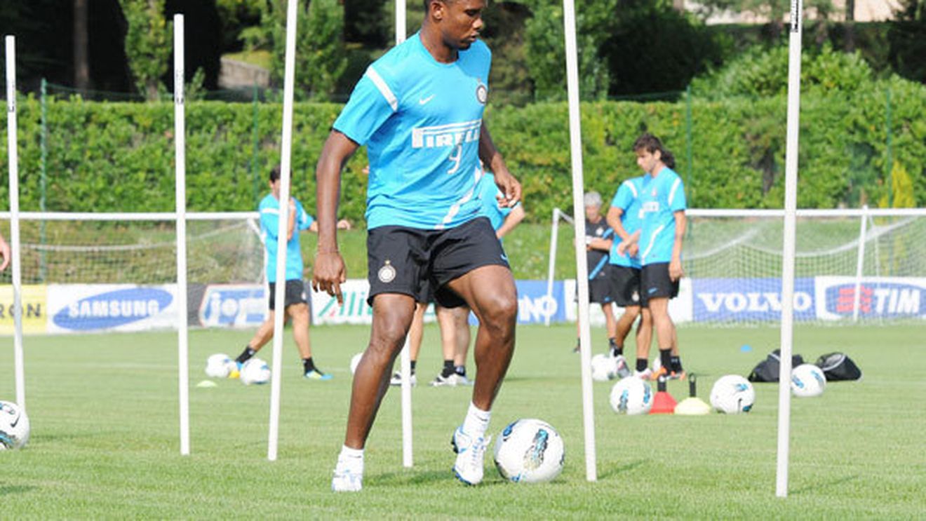 Renunță la un salariu FABULOS pentru că-i e foame de trofee!** Eto'o aruncă banii rușilor și vrea înapoi la Inter