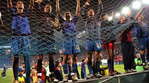 DISTRUȘI de alcool?** Ar fi jucat și acum la Steaua dacă nu IUBEAU viața de noapte! Jucătorii "executați" de Becali