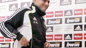 Galacticii, în joc de glezne!** Mourinho: "Poate că voi reveni în Anglia mai repede decât am crezut"