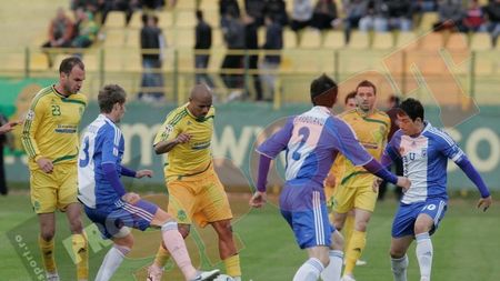 Noroc cu Pițurcă!** Vaslui - Craiova 0-1