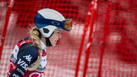 Lindsey Vonn, transportată de urgență cu elicopterul la spital după ce a căzut în ultima cursă înainte de Jocurile Olimpice