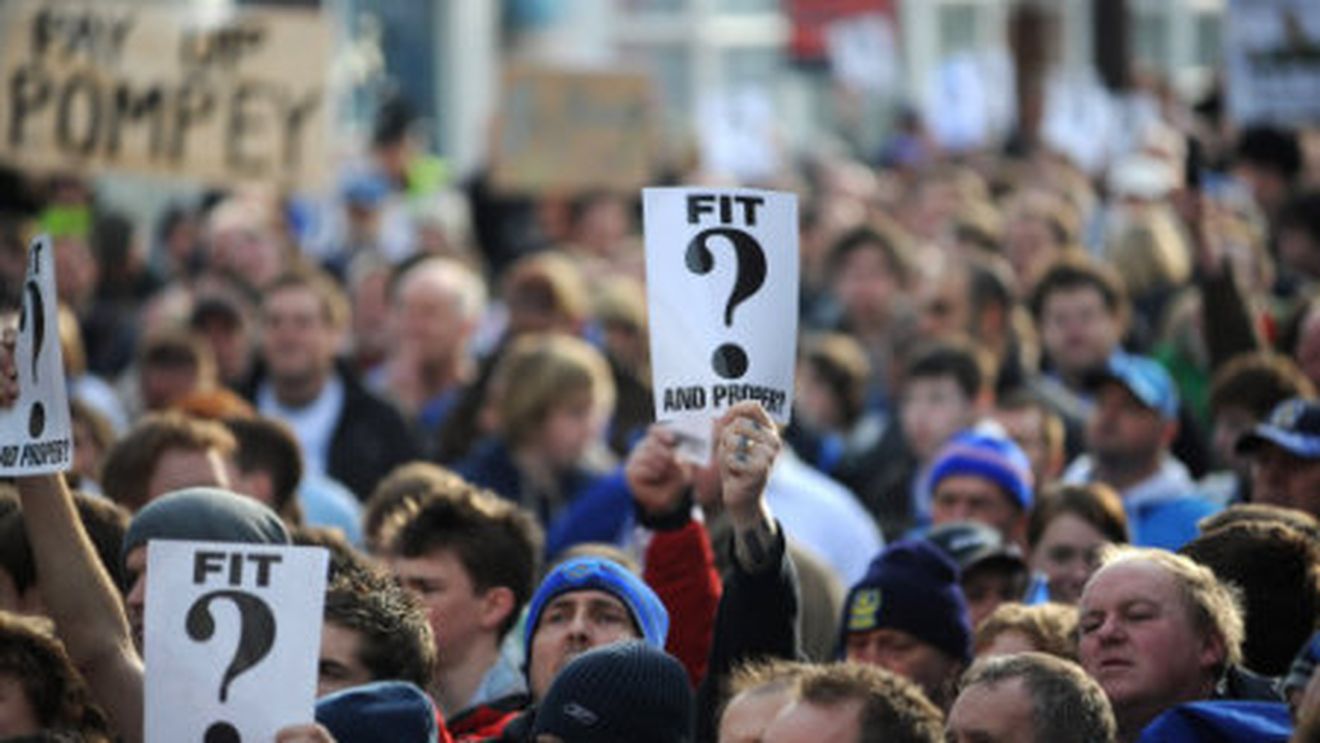 Fanii lui Portsmouth au explodat!** Revoluția împotriva patronilor continuă în Anglia!