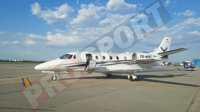 Rareș Ilie a plecat cu un avion privat în Franța! Fostul star din Giulești a părăsit România ca o veritabilă vedetă, iar Dan Șucu a suportat toate cheltuielile! Cât a costat gestul acționarului de la Rapid | EXCLUSIV