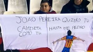 FOTO: Una dintre cele mai simpatice faze din campionatul Spaniei!** Un copil a venit la meci cu o cerere specială, iar finalul i-a oferit un moment excepțional :)