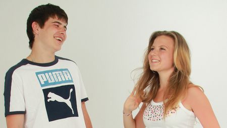 * Intra si ia-ti** o pereche de papuci gratuit!