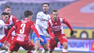 Dinamo, lovită și din vestiar! Jerry Gane l-a pierdut și pe Janusz Gol. Ce meciuri ratează polonezul