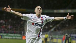 "Războiul rozelor" în variantă fotbalistică