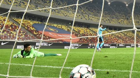 Top Pariu: 100% fotbal » Pachetul Zilei ajunge la cota 11.00 »»