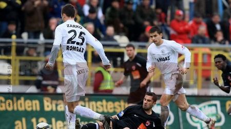 "A fost un teren prost la Mediaș! Dacă eram arbitru nu permiteam desfășurarea jocului!"