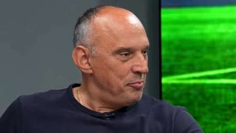 Prunea, ”prins în ofsaid” la iubita altuia: ”Am sărit pe geam când a venit bărba-su, dezbrăcat”