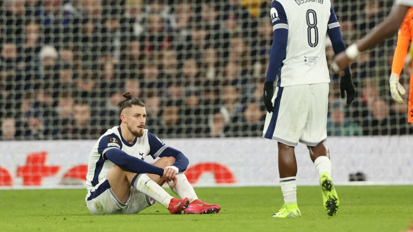 „Oh! Pare grav”. Vedeta naționalei Angliei, reacție speriată în momentul accidentării lui Radu Drăgușin