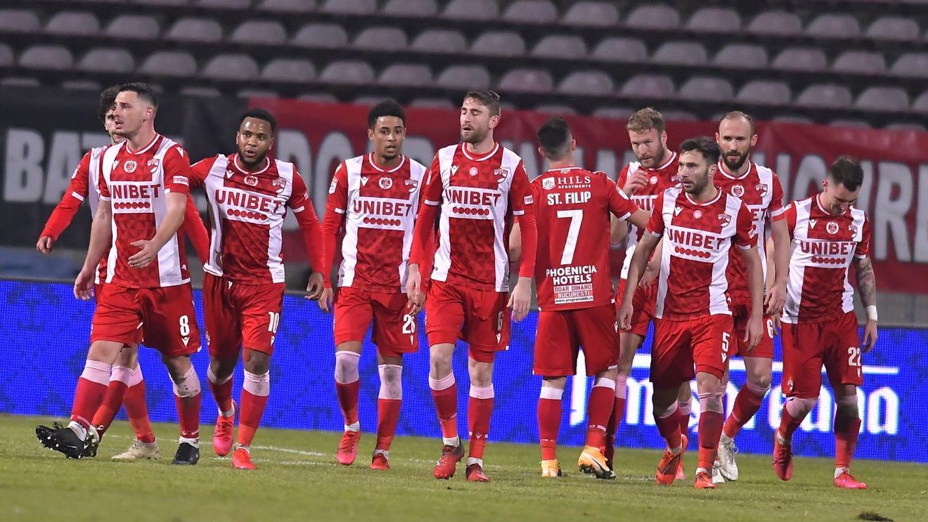 Dinamo „tremură”, deși suporterii au rezolvat cea mai arzătoare problemă: „Degeaba iei licenţa, dacă nu faci asta!”