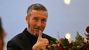 „Cine a spus, mă, gratis?”. Gigi Becali i-a dat acces lui Meme Stoica la conturi pentru transferul atacantului de titlu şi Champions League