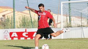 A marcat un gol fabulos, dar este cel mai ghinionist jucător din Franța!** Mutu: "Am făcut-o de 5 ori" / "Ba nu, de 4 ori" Topul în care românul e pe primul loc