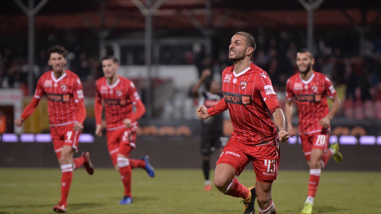 Dinamoviștii, "înțepături" către FCSB: "Dacă-l vor pe Montini trebuie să plătescă 60 de milioane de euro. Dacă mai dă două goluri se face 80 de milioane. Becali să se grăbească!"