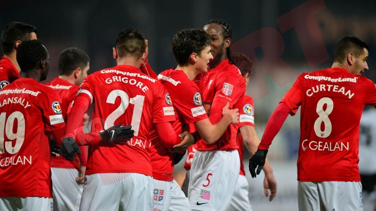 Au învățat să se bucure! Patru victorii la rând pentru Stoican: Dinamo - ACS Poli 4-0