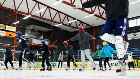 Somalezi cu patine! Cum au reușit niște emigranți din Somalia să ajungă la Campionatul Mondial