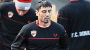 „Joc și fundaș"