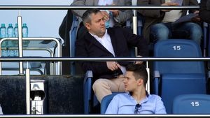 Prima reacție a lui Mihai Rotaru, după ce Laurențiu Reghecampf a ajuns la Universitatea Craiova: „Atunci era plecat la Miami!”