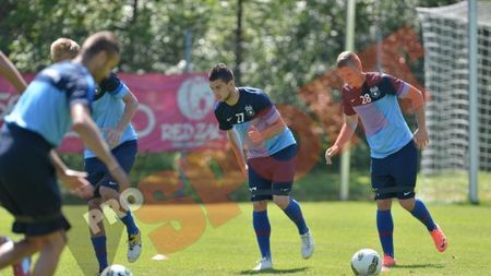 FOTO** Reghe îi uimește pe steliști în Austria cu metodele sale inedite de pregătire fizică
