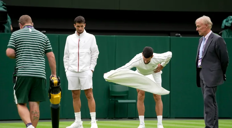 Novak Djokovic, omul bun la toate la Wimbledon! Ce gest a putut face sârbul în timpul meciului din primul tur | VIDEO
