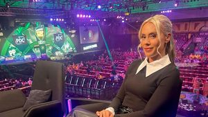 O prezentatoare TV spulberă recordurile de audiență! Jurnalista sportivă i-a impresionat pe fani cu frumusețea ei: „E o zeiță”. GALERIE FOTO