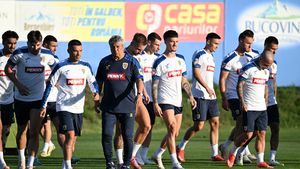 Cel mai contestat fotbalist român după ultimul mare meci al lui Mircea Lucescu, mesaj emoționant. Ce a scris pe tricou