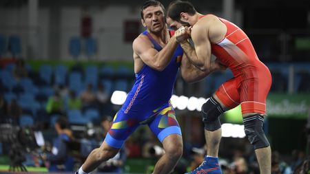 SPECIAL | Ion Panait: "Eu m-am antrenat cu nevasta. În sportul românesc e mai rău ca pe vremea când am început eu luptele, în 1990"