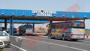Steliștii implicați în accidentul de autocar au plecat cu trenul spre București!