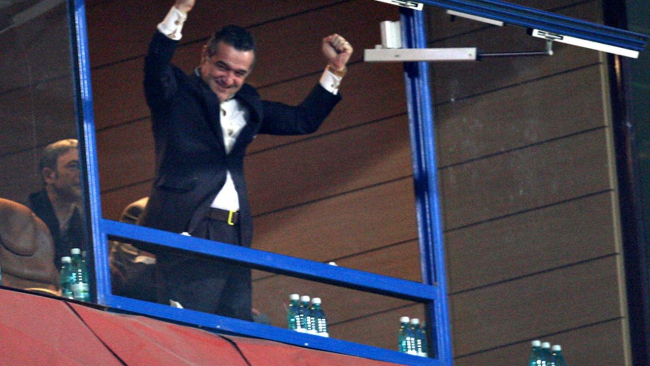 "Transferul" cu care Gigi Becali ar putea da LOVITURA!** "Aștept până în decembrie"