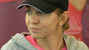 Simona Halep: "Așa sunt eu: mereu spun Â«BunăÂ» la fileu. Întotdeauna am ascultat ce mi-a spus Ion Țiriac. Nu sunt genul care să alerge cu steagul pe umeri, nimic nu o să mă schimbe". De ce a renunțat la antrenor