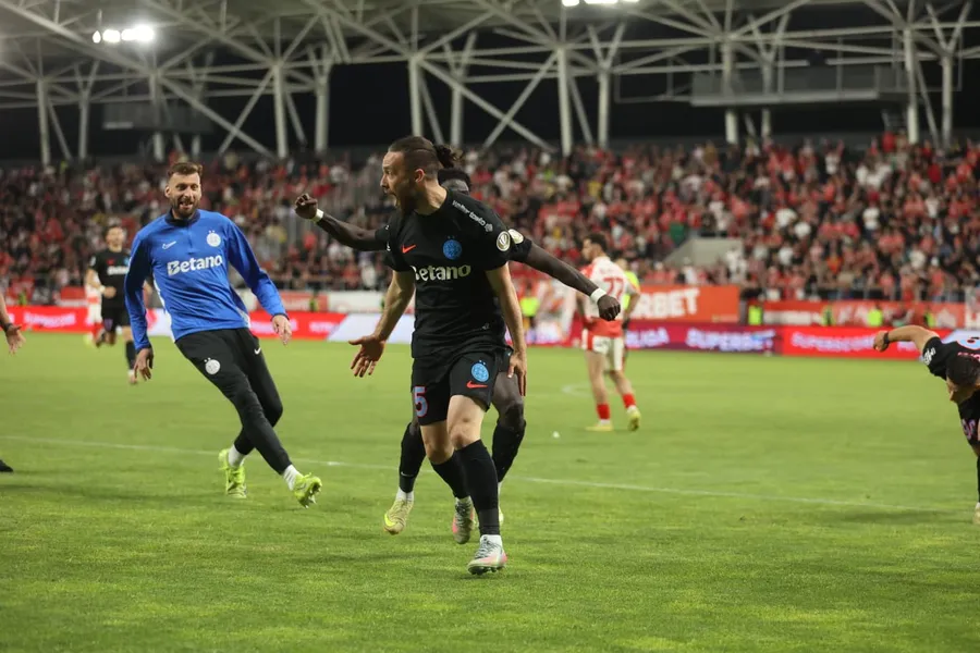Baraj Dinamo - FCSB 1-2. Povestea completă a DRAMATICEI calificării roș-albastre în Conference League: 24 de sezoane consecutive în cupele europene!