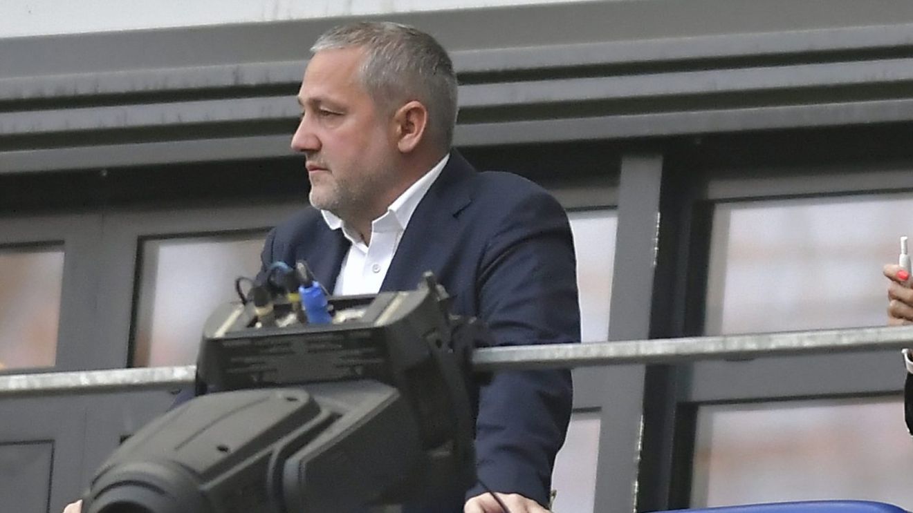 Mihai Rotaru, măsuri dure la Universitatea Craiova după prestațiile slabe ale echipei. „S-a dat la ei!” Oltenii, taxați la bani. „Nu-și mai primesc anumite drepturi!”