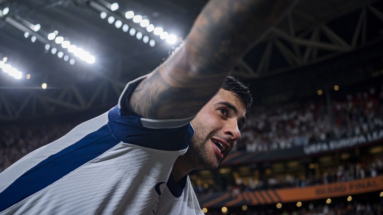 Cristian Romero, rivalul lui Radu Drăguşin de la Tottenham, s-a ales cu o suspendare de 6 luni din cauza vitezei