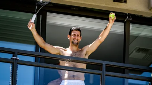 „Djokovic are balconul mai mare decât camera mea!” Un tenismen aflat în izolare face haz de condițiile inegale de la Australian Open