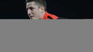 Primul jucător care și-a anunțat plecarea de la Dinamo? Filip: "Mă simt pregătit să fac pasul către o formație mai mare!"