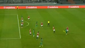 VIDEO Traore are golul "în sânge"!** Ivorianul a reușit cel mai ușor gol din carieră: direct din preluare :)! Ce cotă de piață a atins fostul jucător al CFR-ului