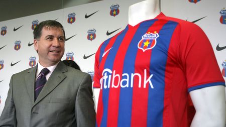 "Mazilu nu vine! De achiziții discutăm după Sărbători"