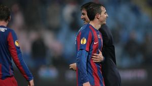 Lăcătuș NU vrea transferuri!** VEZI condiția pentru ca Steaua să aducă jucători!