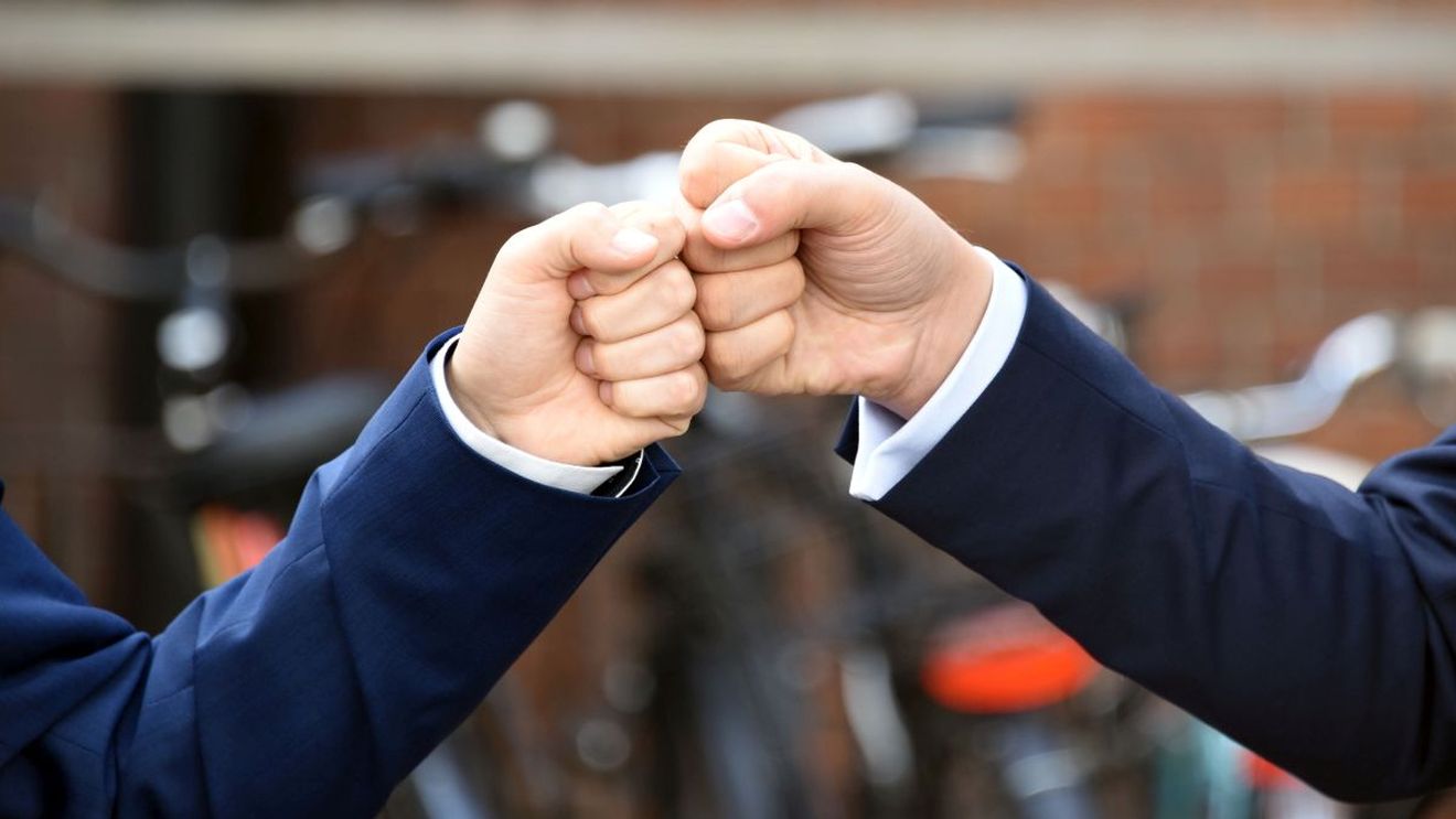 Să ne împăcăm în numele Otiliei și al Dianei