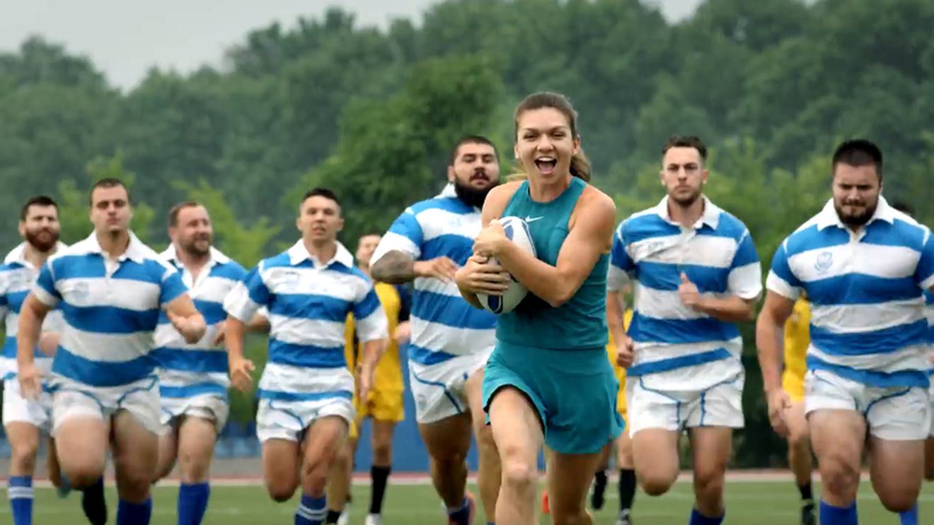 FOTO & VIDEO | Simona Halep așa cum nu mai văzut-o până acum. Liderul mondial joacă într-o nouă reclamă și postura e una inedită