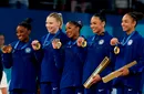 „Nu lăsa aceste emoții să te stopeze”. Cum au susținut-o colegele Simone Biles și Suni Lee pe Jordan Chiles în lupta ei mentală cu dezamăgirea pierderii medaliei de bronz în favoarea Anei Bărbosu