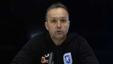 Corneliu Papură va fi antrenorul Universităţii Craiova la ultimele meciuri din acest an