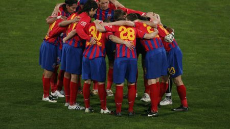 "Steliștii au pus la cale incidentul cu bomba!** Să-și ceară scuze!"